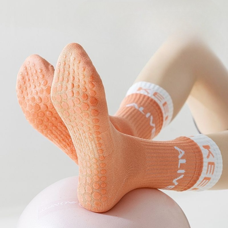 Pilates Yoga And Gym - Women's Non-Slip Yoga Socks with Silicone